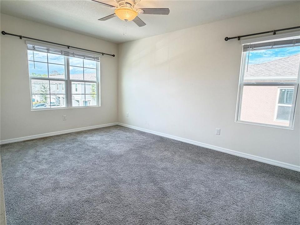 待售: $259,900 (3 贝兹, 2 浴室, 1463 平方英尺)