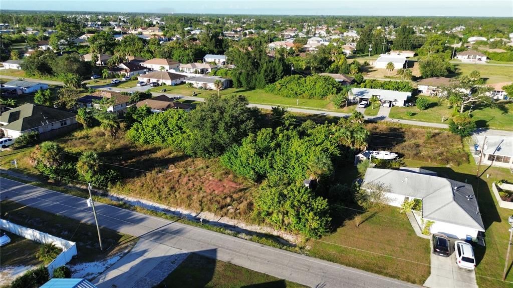 待售: $40,000 (0.17 acres)