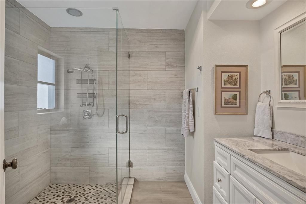 For Sale: $378,000 (3 beds, 2 baths, 1665 Square Feet)