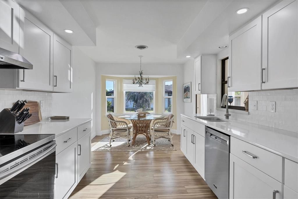 For Sale: $378,000 (3 beds, 2 baths, 1665 Square Feet)