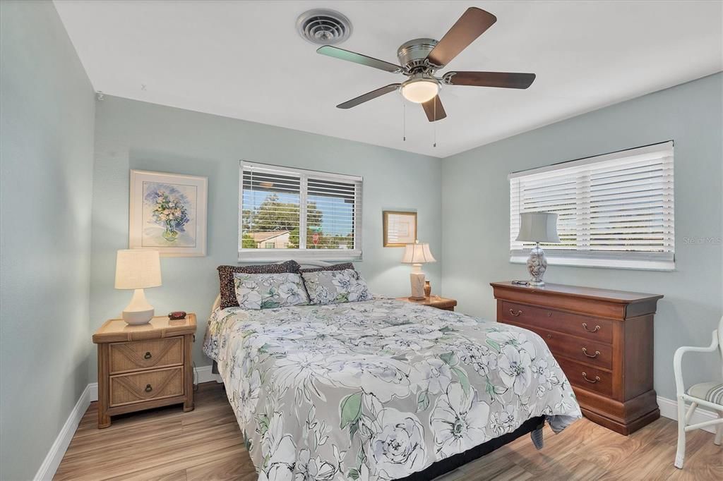 For Sale: $378,000 (3 beds, 2 baths, 1665 Square Feet)