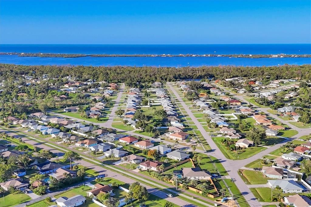 For Sale: $378,000 (3 beds, 2 baths, 1665 Square Feet)