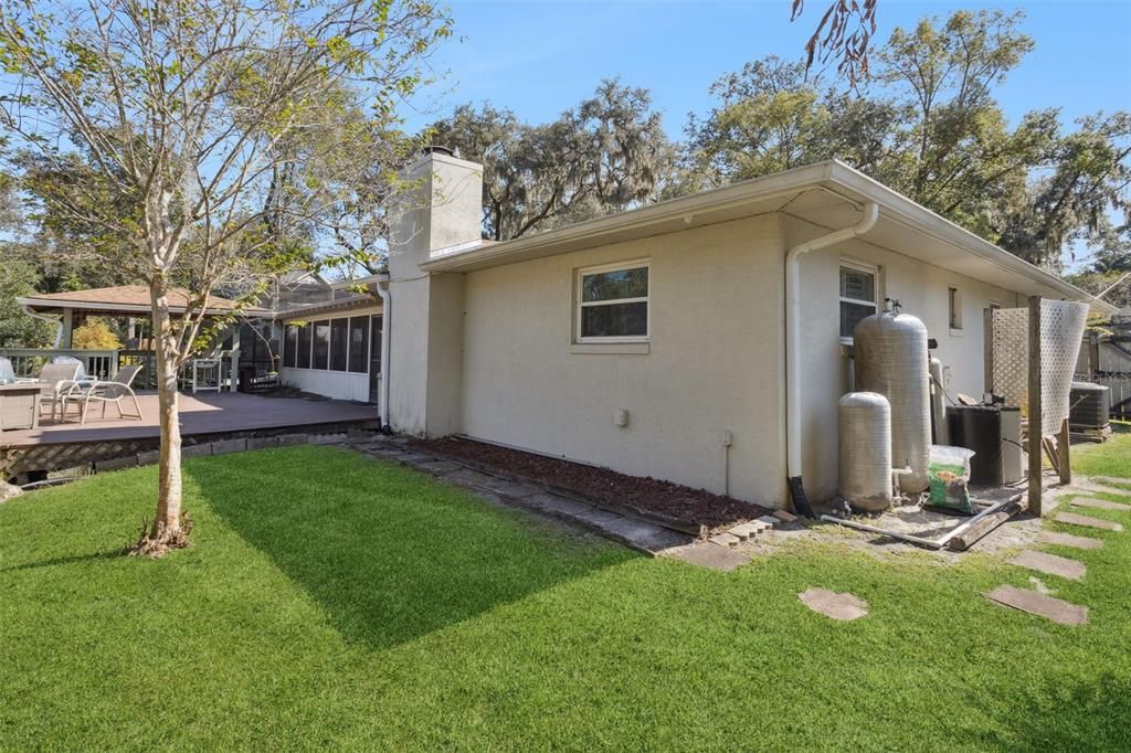 For Sale: $483,000 (3 beds, 2 baths, 1798 Square Feet)