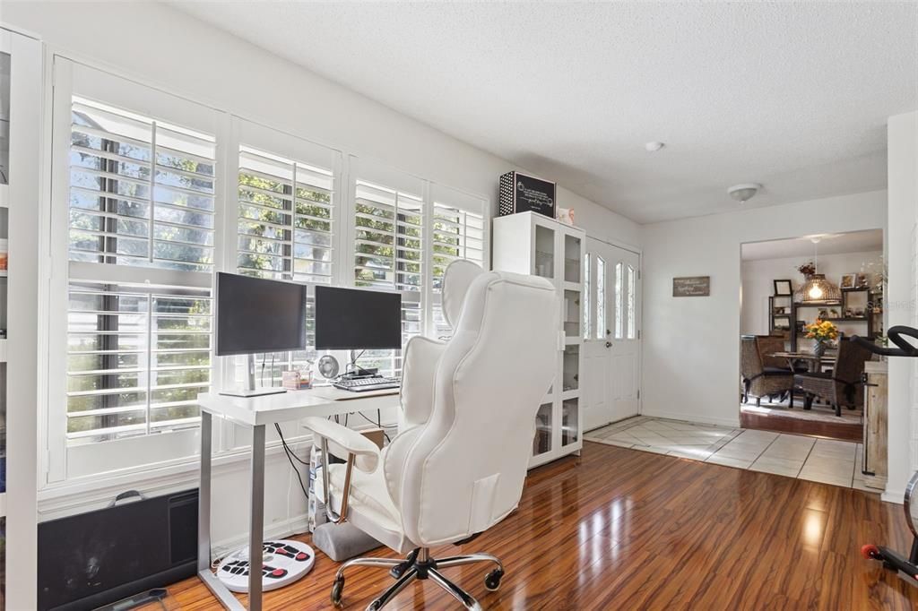 For Sale: $483,000 (3 beds, 2 baths, 1798 Square Feet)