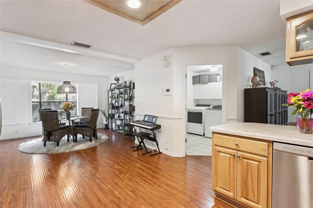 For Sale: $483,000 (3 beds, 2 baths, 1798 Square Feet)