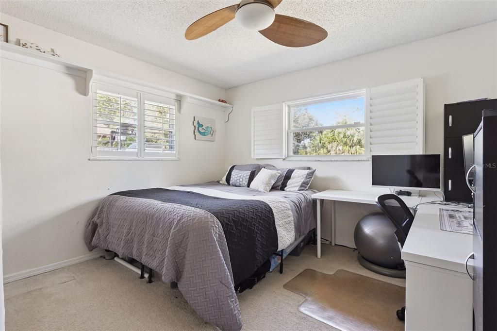 For Sale: $483,000 (3 beds, 2 baths, 1798 Square Feet)