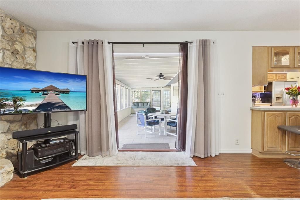 For Sale: $483,000 (3 beds, 2 baths, 1798 Square Feet)