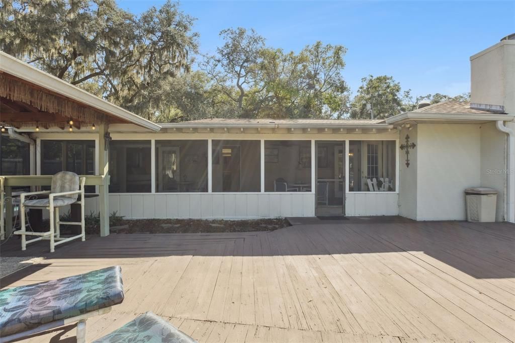 For Sale: $483,000 (3 beds, 2 baths, 1798 Square Feet)