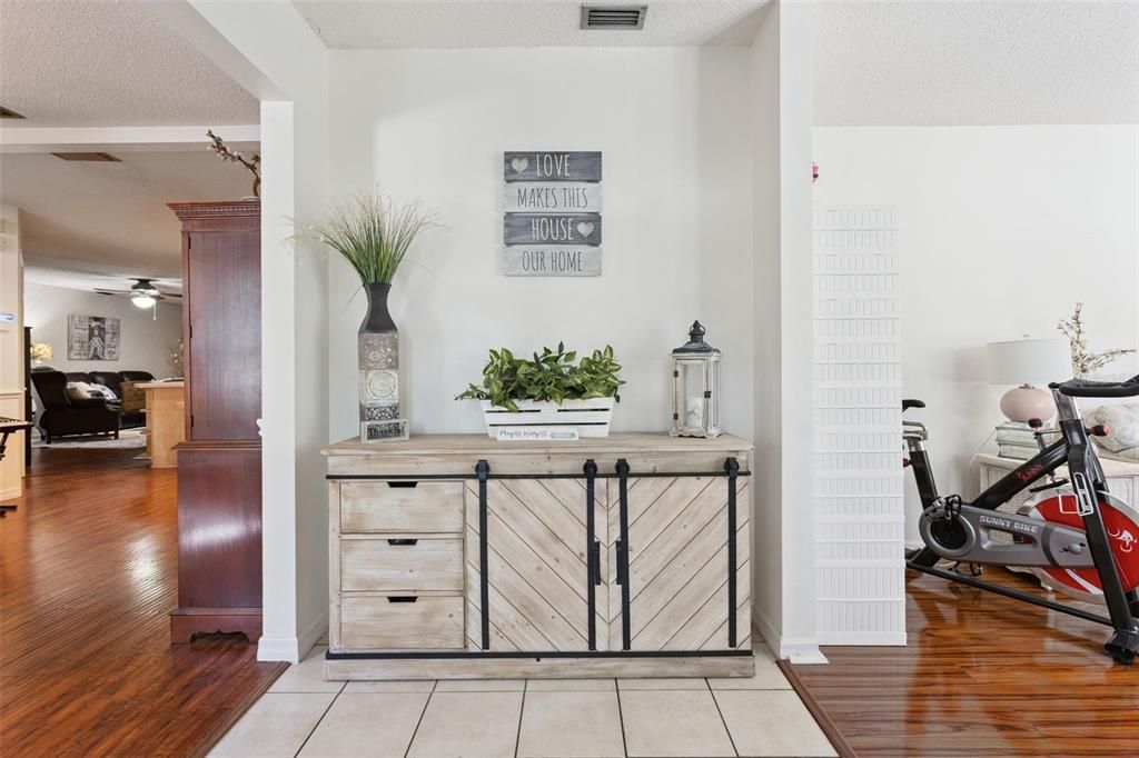 For Sale: $483,000 (3 beds, 2 baths, 1798 Square Feet)