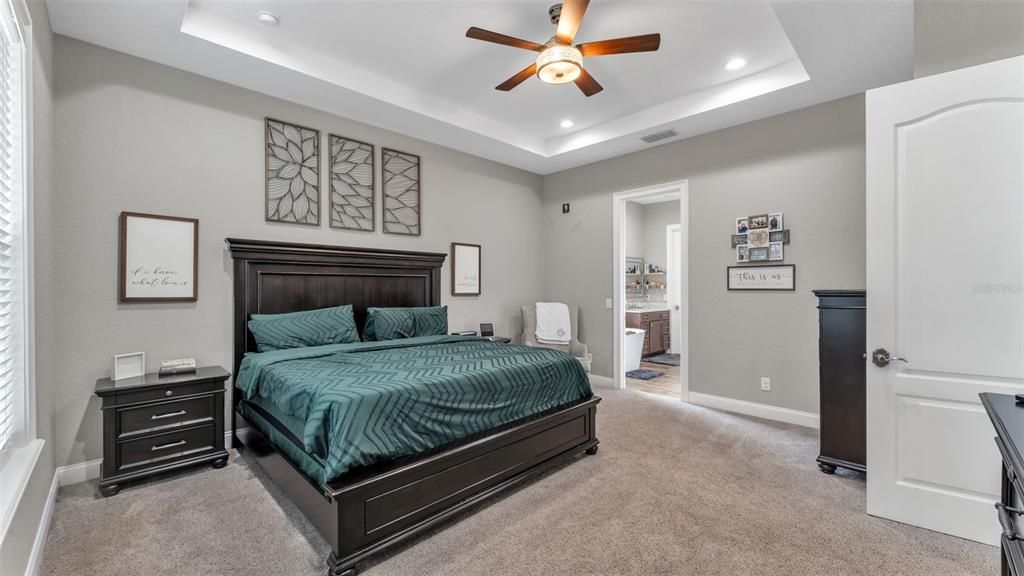 待售: $700,000 (3 贝兹, 2 浴室, 2091 平方英尺)