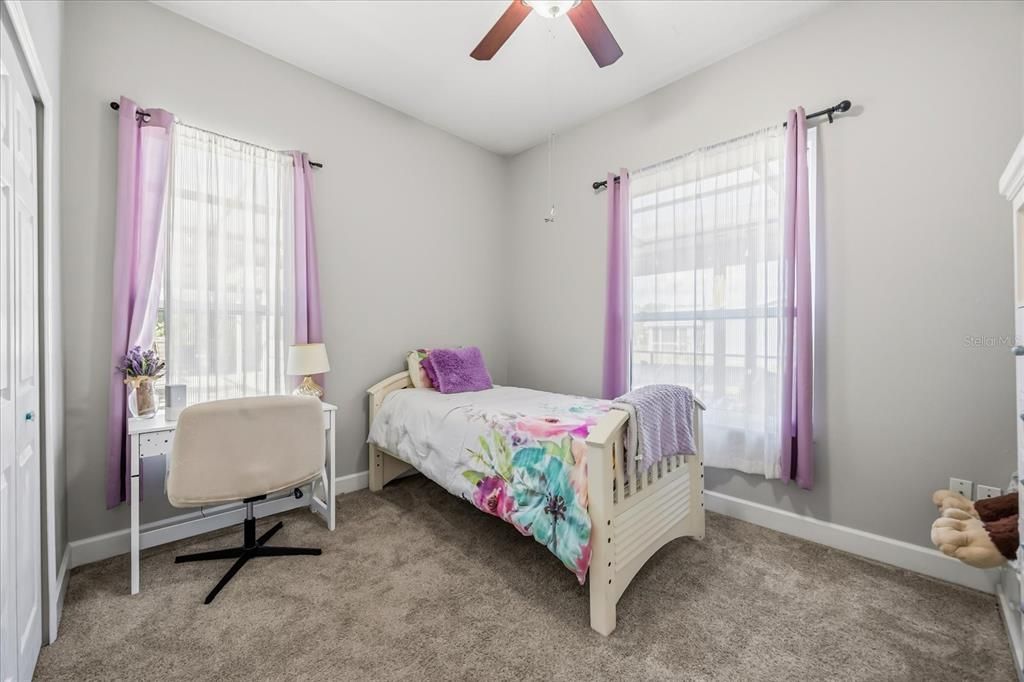 For Sale: $925,000 (5 beds, 5 baths, 4546 Square Feet)