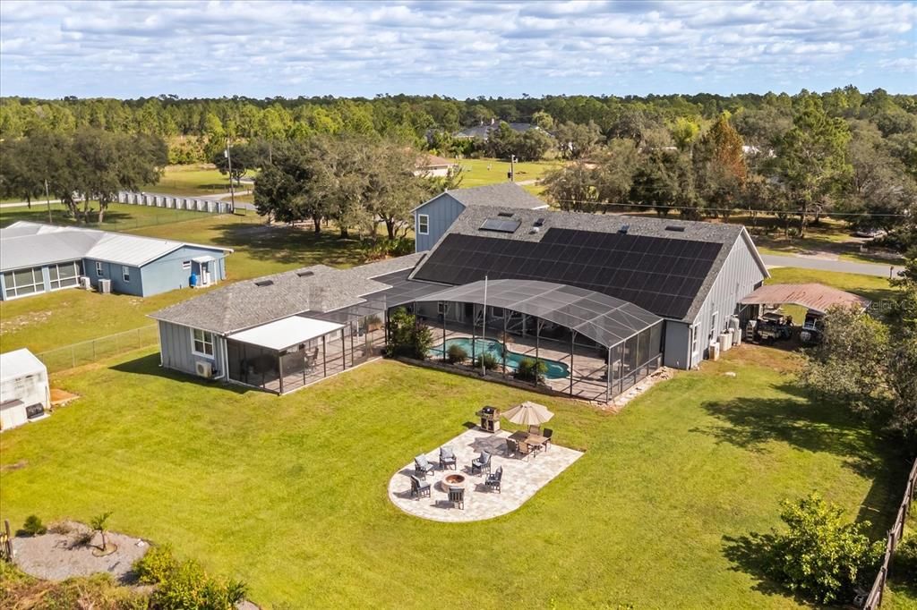 For Sale: $925,000 (5 beds, 5 baths, 4546 Square Feet)