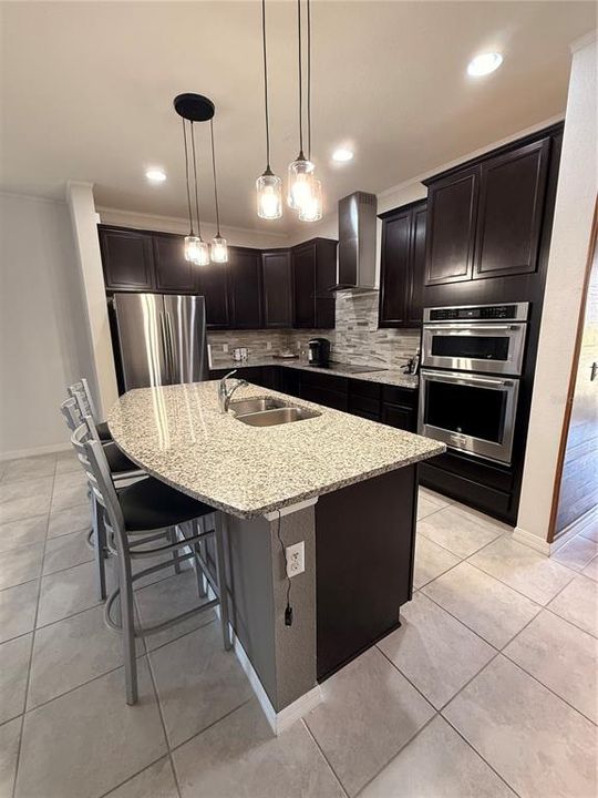 出租: $2,800 (3 贝兹, 2 浴室, 2110 平方英尺)