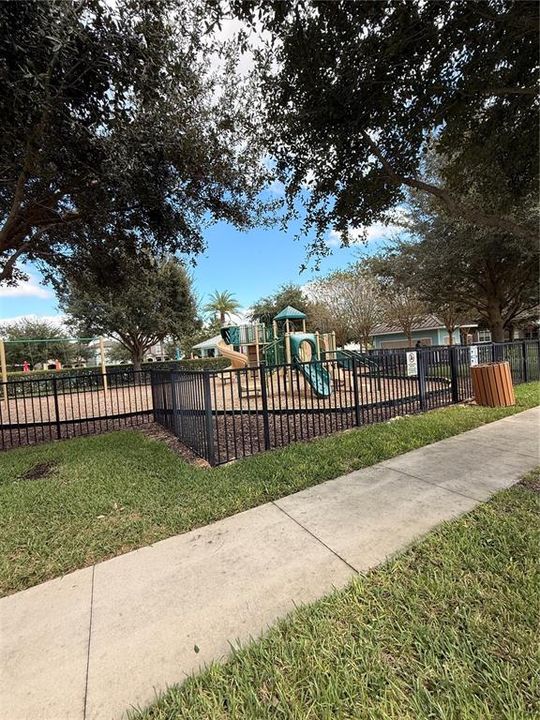 出租: $2,800 (3 贝兹, 2 浴室, 2110 平方英尺)