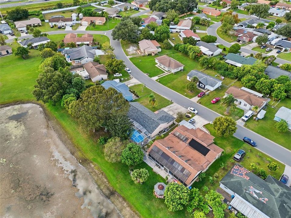 Activo con contrato: $385,000 (4 camas, 2 baños, 1775 Pies cuadrados)