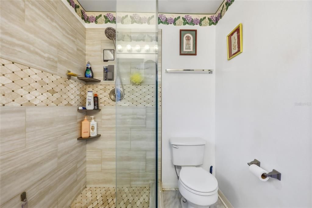 For Sale: $339,000 (4 beds, 2 baths, 1702 Square Feet)