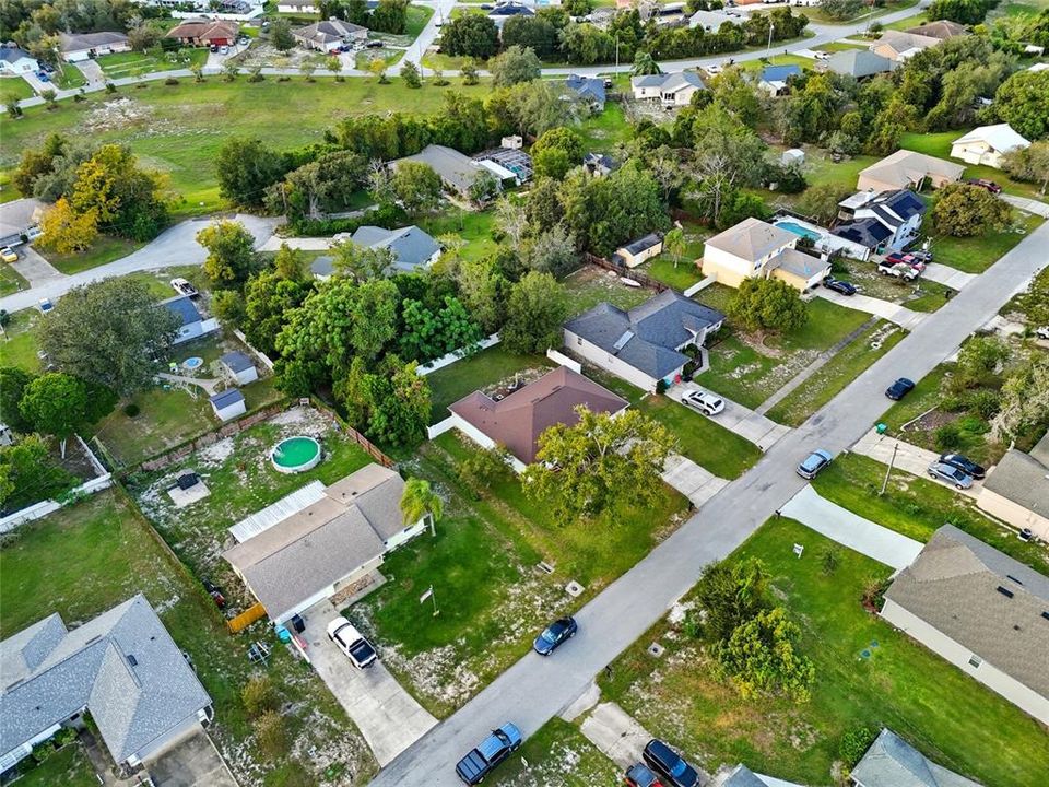 For Sale: $339,000 (4 beds, 2 baths, 1702 Square Feet)