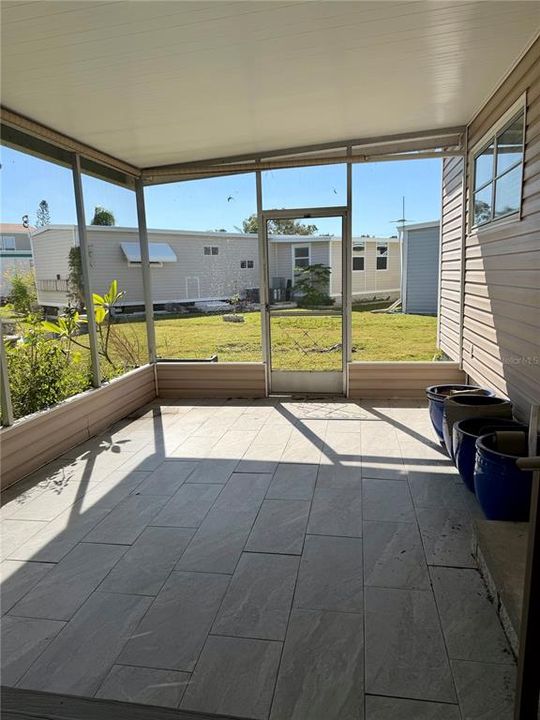 待售: $50,000 (2 贝兹, 2 浴室, 860 平方英尺)