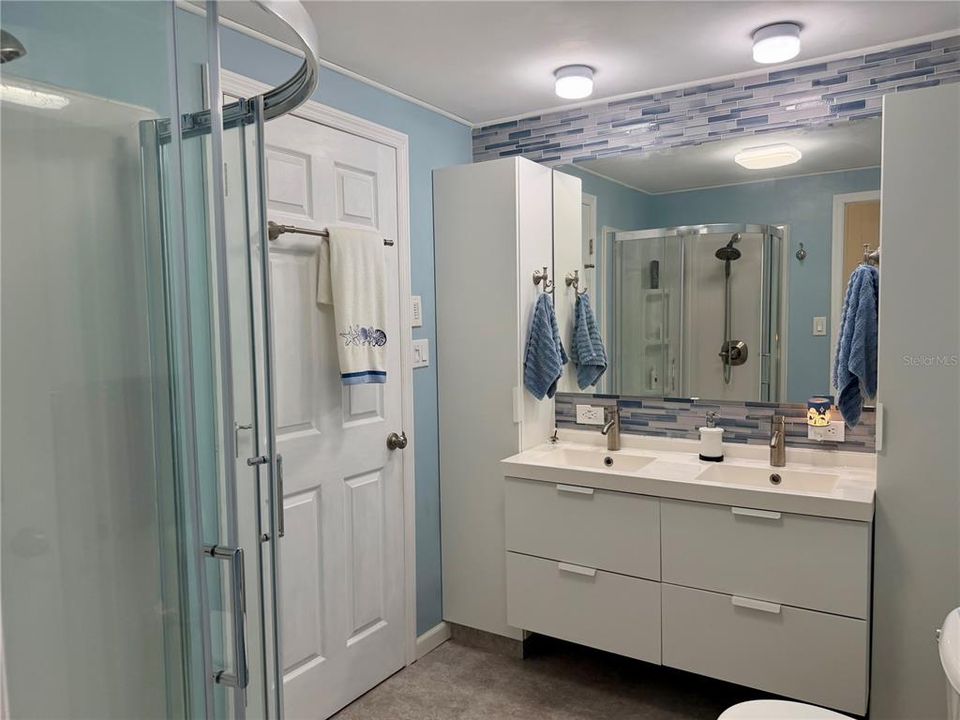 待售: $50,000 (2 贝兹, 2 浴室, 860 平方英尺)