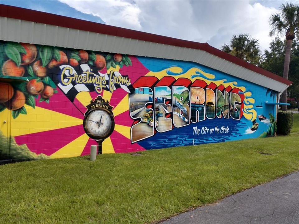 На продажу: $32,000 (0.42 acres)