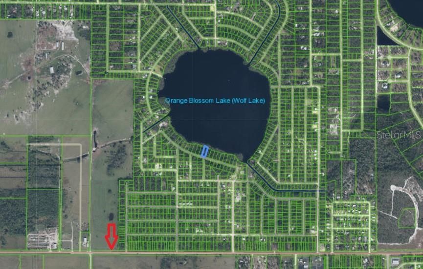 На продажу: $32,000 (0.42 acres)