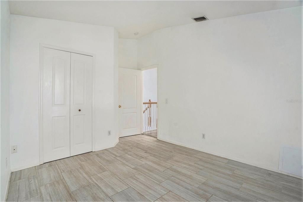 For Sale: $349,999 (4 beds, 2 baths, 1502 Square Feet)