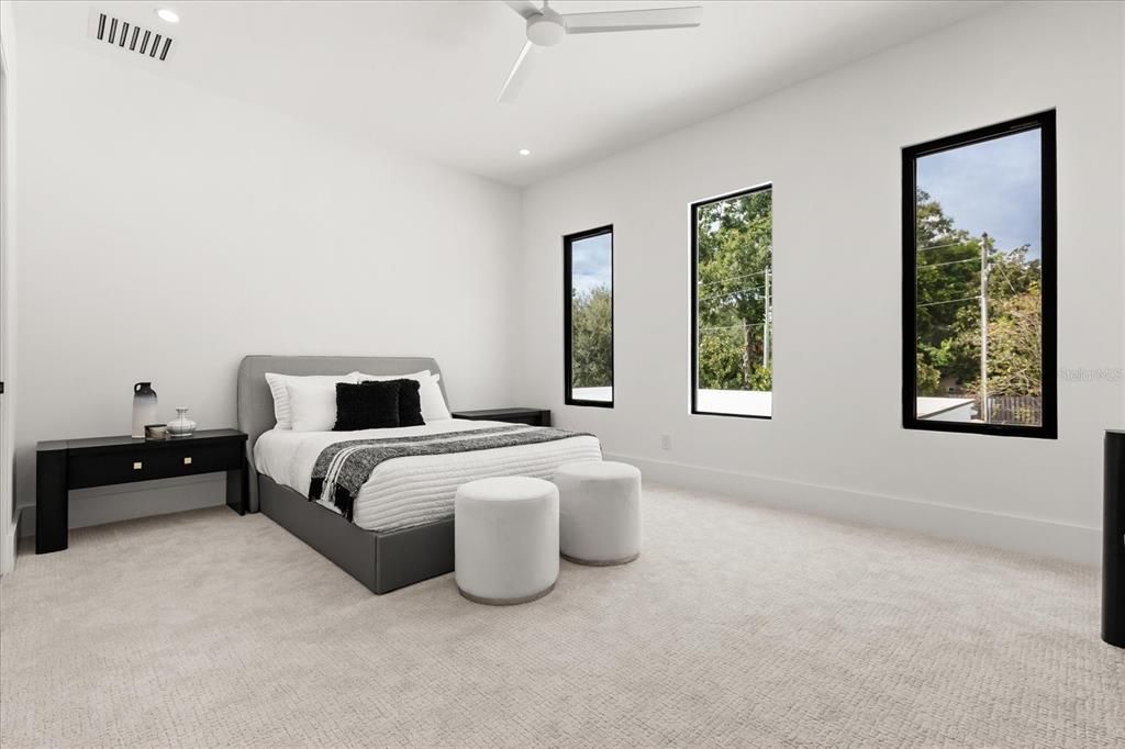 For Sale: $5,499,999 (6 beds, 6 baths, 6816 Square Feet)