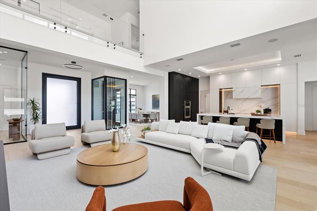 For Sale: $5,499,999 (6 beds, 6 baths, 6816 Square Feet)