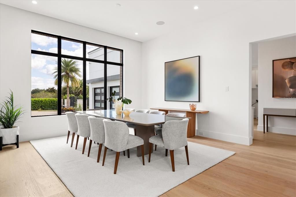 For Sale: $5,499,999 (6 beds, 6 baths, 6816 Square Feet)