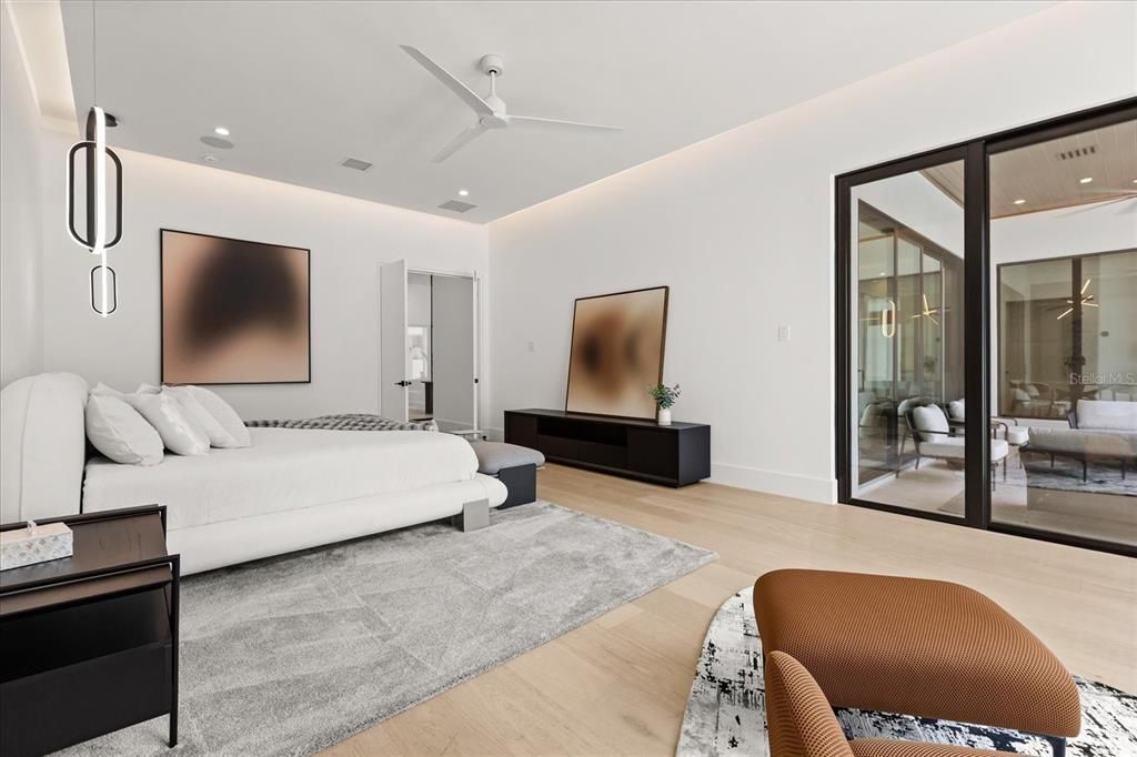 For Sale: $5,499,999 (6 beds, 6 baths, 6816 Square Feet)