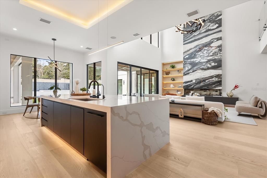 For Sale: $5,499,999 (6 beds, 6 baths, 6816 Square Feet)