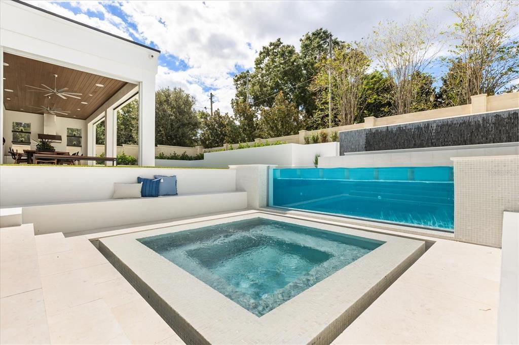 For Sale: $5,499,999 (6 beds, 6 baths, 6816 Square Feet)