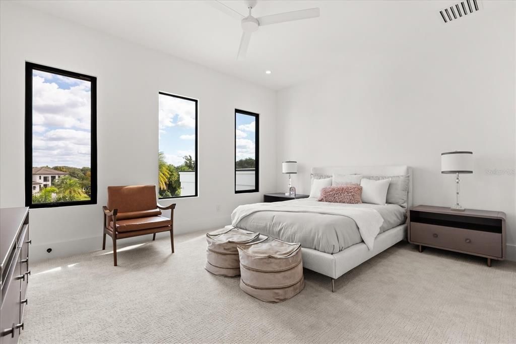 For Sale: $5,499,999 (6 beds, 6 baths, 6816 Square Feet)