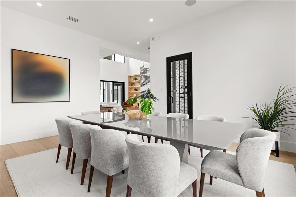 For Sale: $5,499,999 (6 beds, 6 baths, 6816 Square Feet)