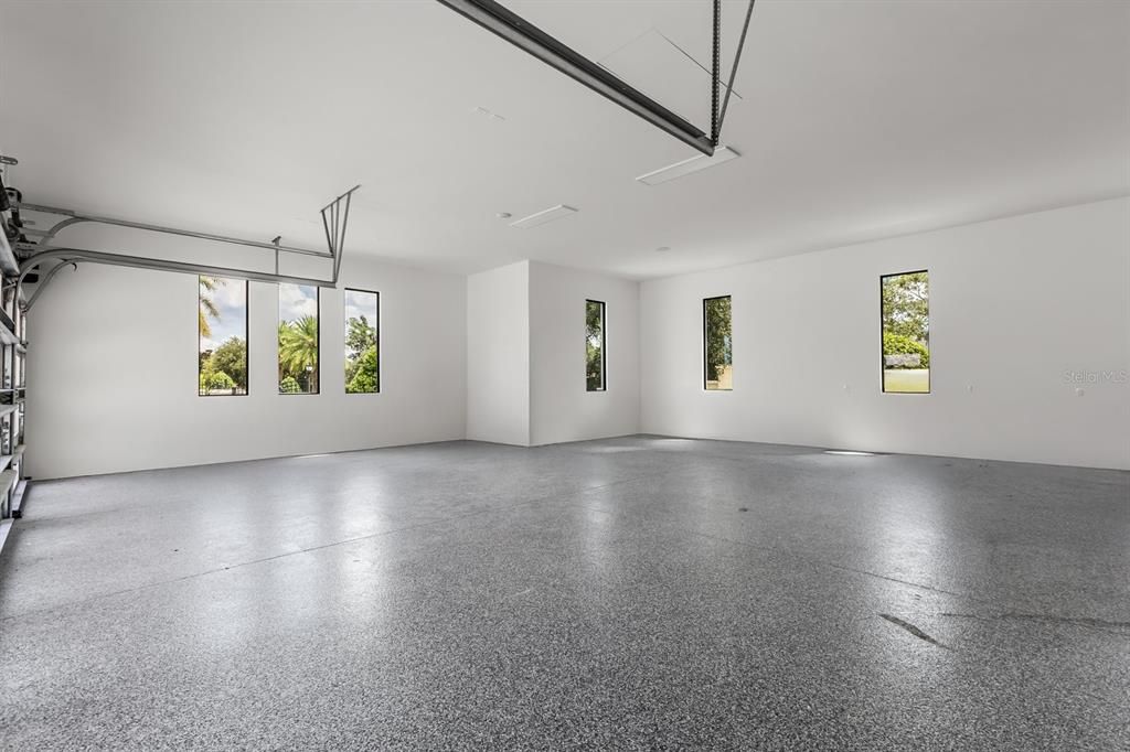 For Sale: $5,499,999 (6 beds, 6 baths, 6816 Square Feet)