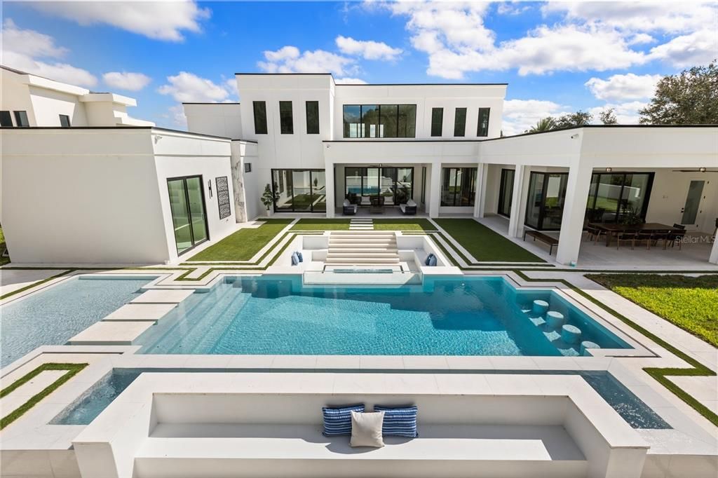 For Sale: $5,499,999 (6 beds, 6 baths, 6816 Square Feet)