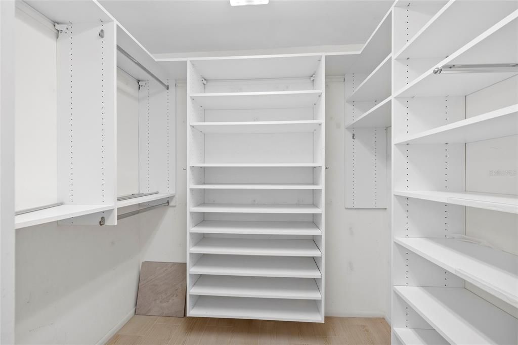 For Sale: $1,699,000 (2 beds, 2 baths, 1470 Square Feet)