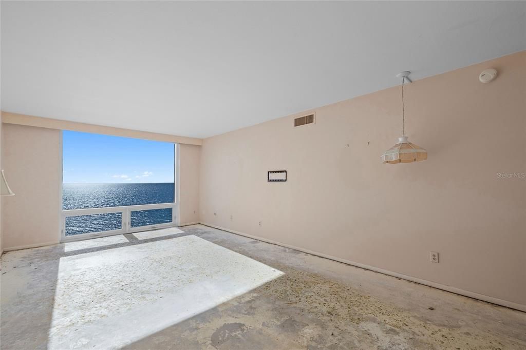 For Sale: $1,699,000 (2 beds, 2 baths, 1470 Square Feet)