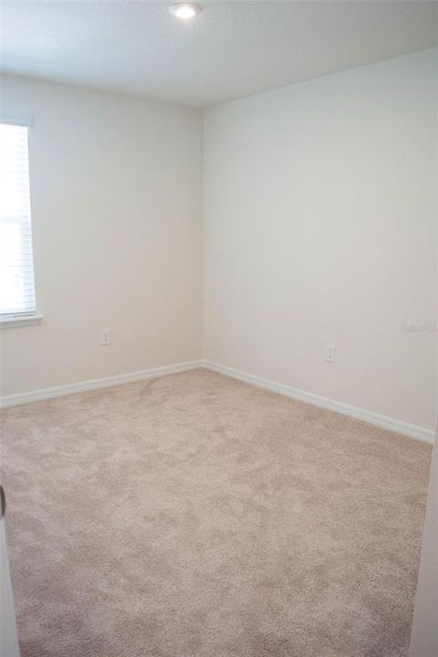 For Rent: $2,300 (3 beds, 2 baths, 1359 Square Feet)