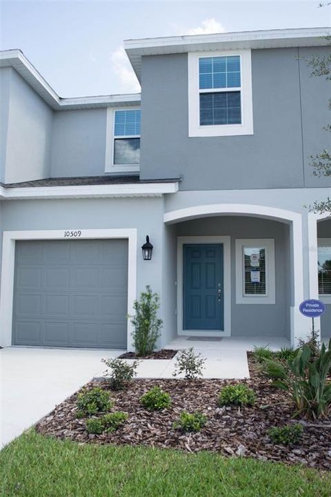 For Rent: $2,300 (3 beds, 2 baths, 1359 Square Feet)