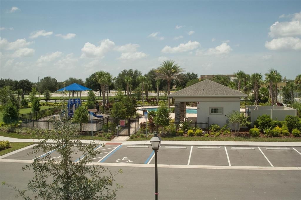 For Rent: $2,300 (3 beds, 2 baths, 1359 Square Feet)