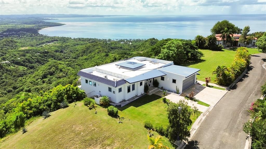 En Venta: $1,950,000 (5 camas, 3 baños, 2005 Pies cuadrados)