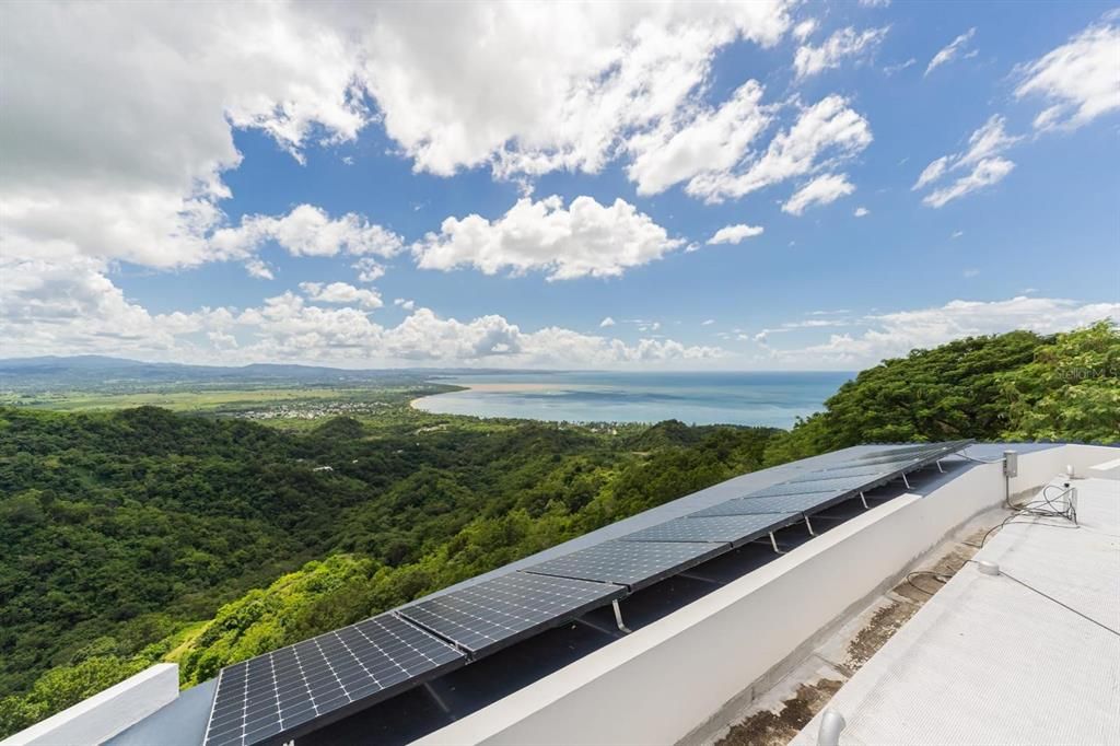 En Venta: $1,950,000 (5 camas, 3 baños, 2005 Pies cuadrados)