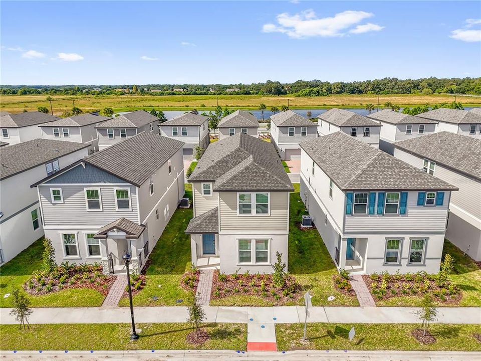 For Rent: $2,450 (4 beds, 2 baths, 2011 Square Feet)