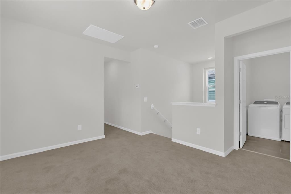 For Rent: $2,450 (4 beds, 2 baths, 2011 Square Feet)