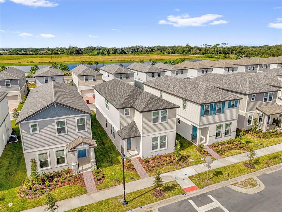 For Rent: $2,450 (4 beds, 2 baths, 2011 Square Feet)