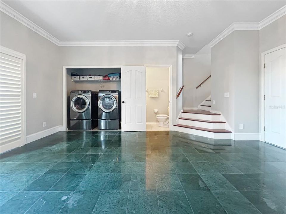 For Rent: $5,750 (3 beds, 2 baths, 2034 Square Feet)