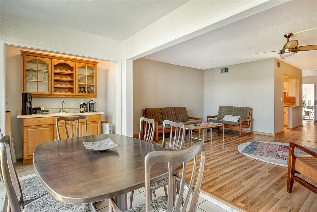 待售: $480,800 (3 贝兹, 2 浴室, 1770 平方英尺)