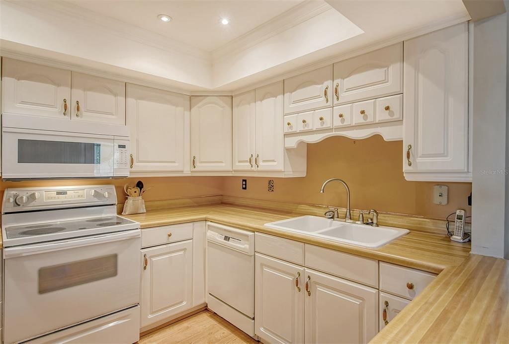 待售: $480,800 (3 贝兹, 2 浴室, 1770 平方英尺)