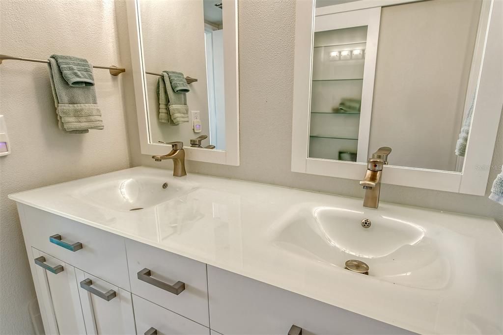 待售: $480,800 (3 贝兹, 2 浴室, 1770 平方英尺)